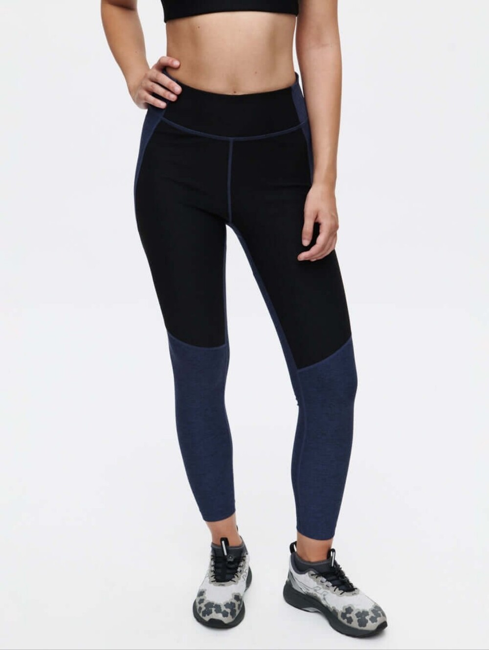 Outdoor Voices Two Tone 7/8 Leggings Black Navy Textured Compression Size XL